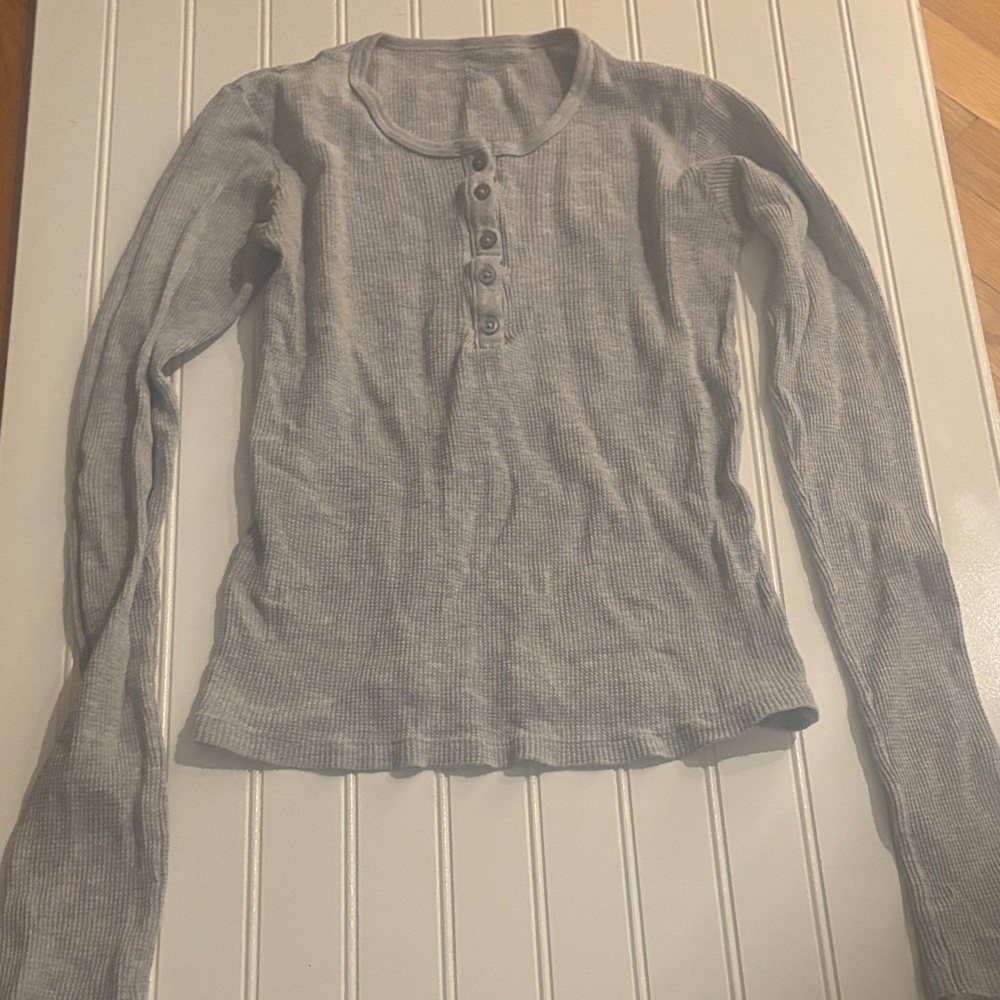 Brandy Melville Heather Gray Long Sleeve Tee